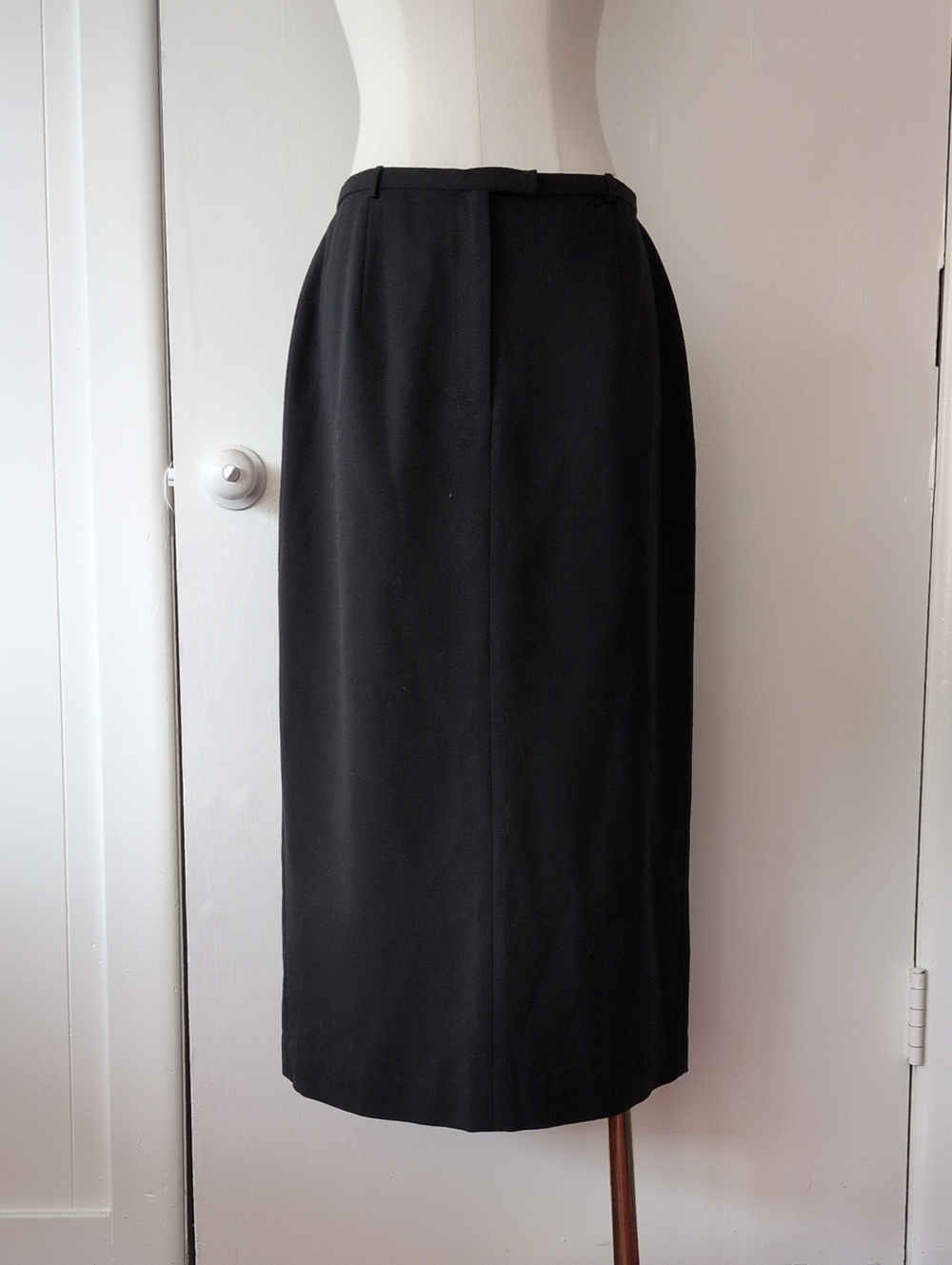 Amanda Smith Black Skirt - Size 10 Petite